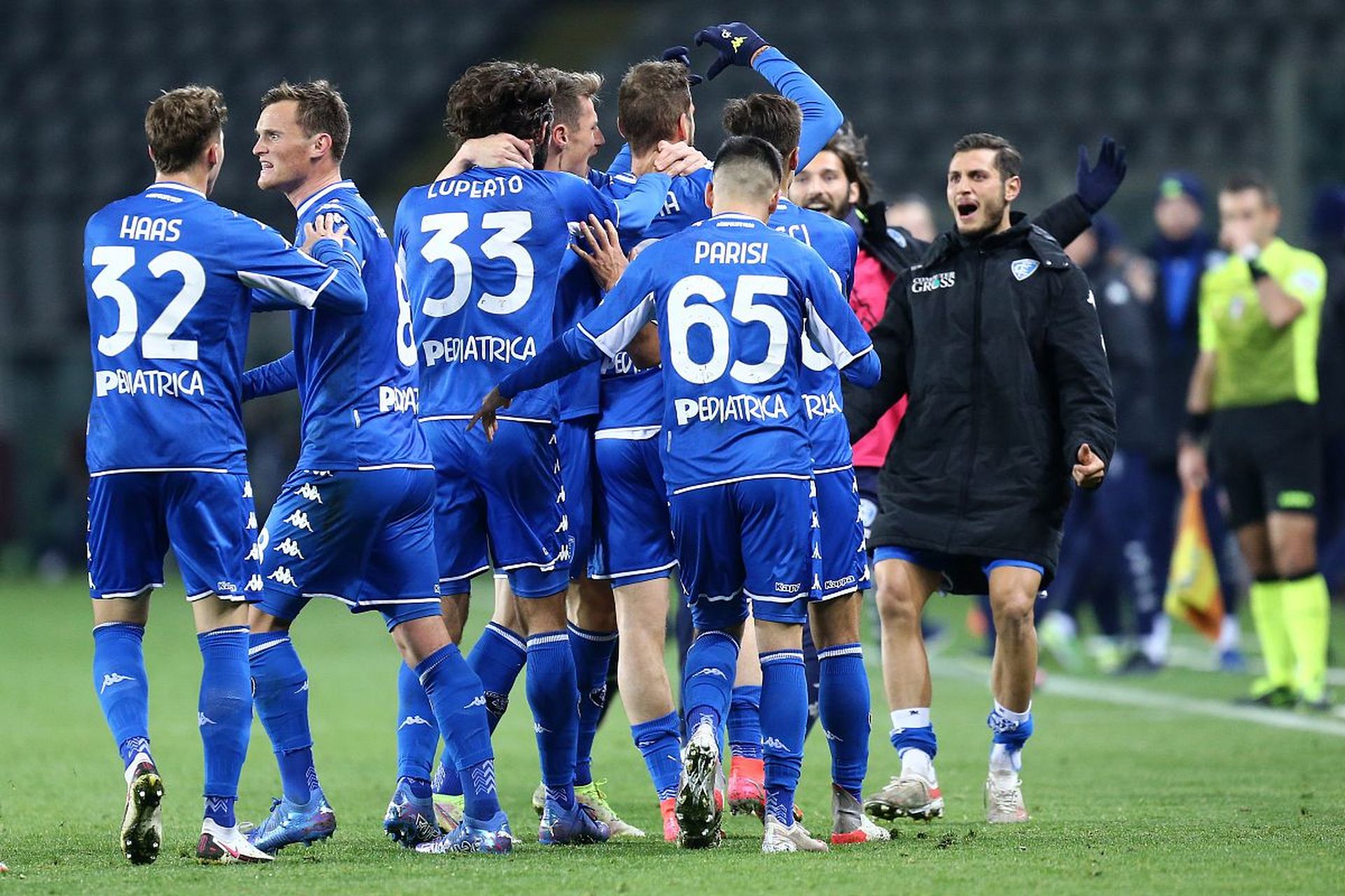 期内展现出 期内展现出