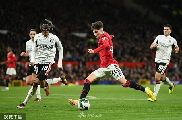 以此表达他 以此表达他